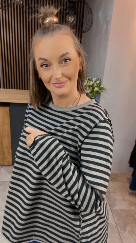 Bluzka Wendykei w paski szyta wierzchem - Fango-czarna