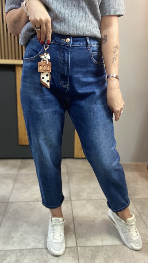 Jeansy M'SARA - klasyczny krój, ponadczasowy styl