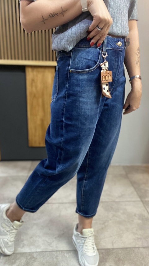 Jeansy M'SARA - klasyczny krój, ponadczasowy styl