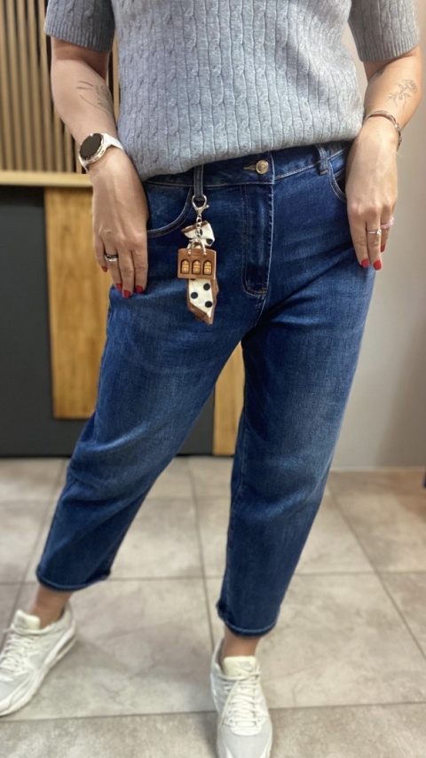 Jeansy M'SARA - klasyczny krój, ponadczasowy styl