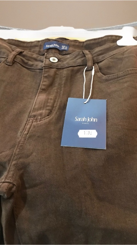 Jeansy Sarah John Paris - model Mom Fit