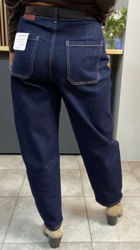 Jeansy Uiuj „Banana Fit" UBA331-2 - surowe granatowe