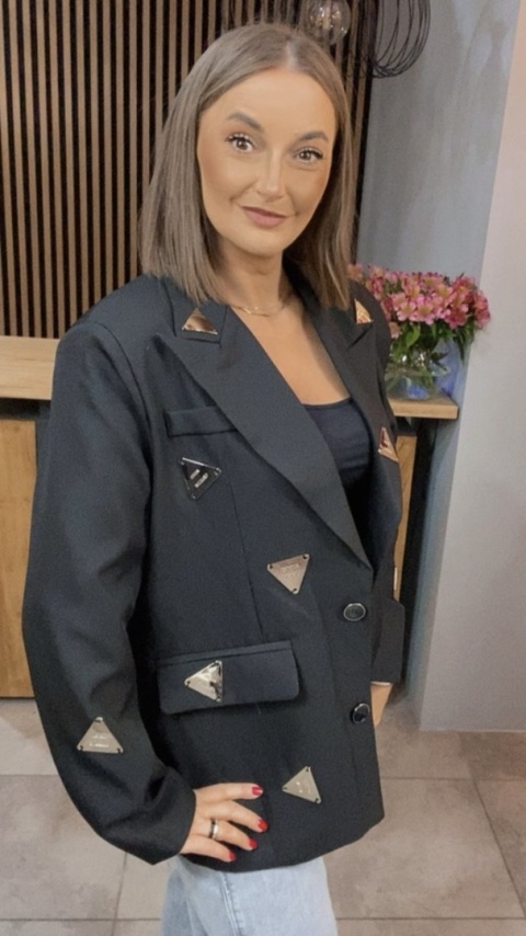 Marynarka C.L Exclusive - metalowe aplikacje w kształcie trójkątów