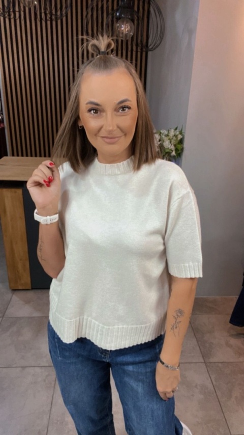 Sweter JUST WOMAN z krótkim rękawem - Śmietanka