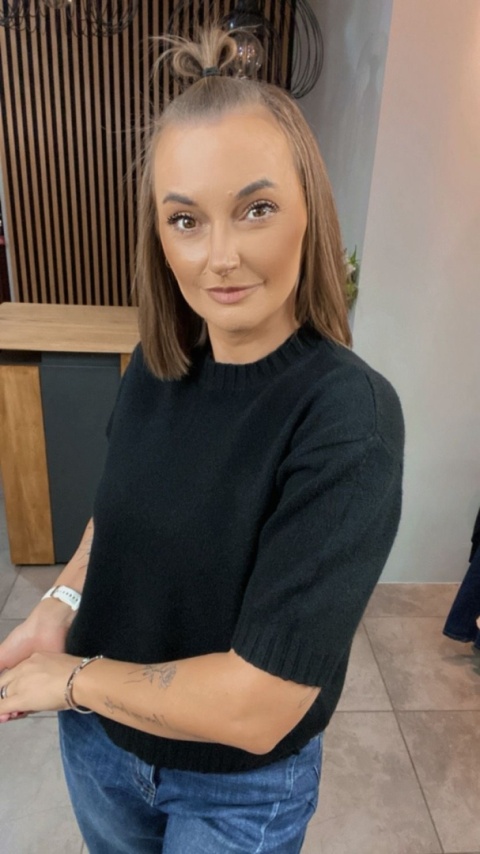 Sweter JUST WOMAN z krótkim rękawem - Czarny