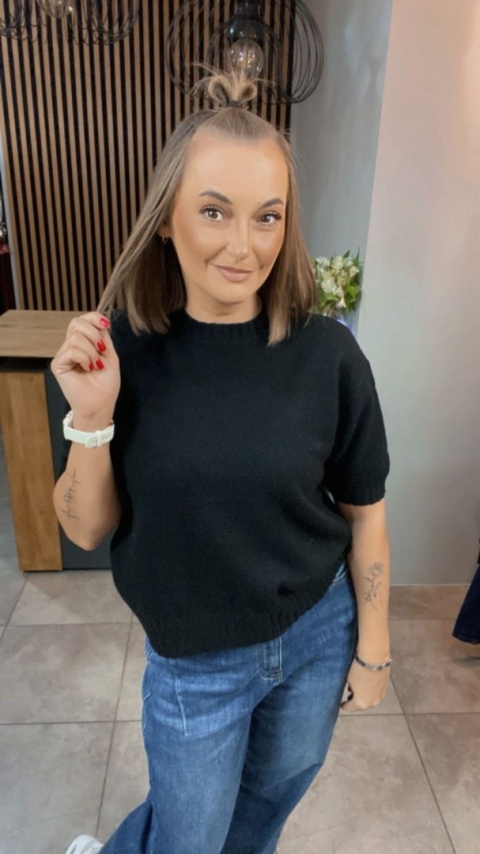 Sweter JUST WOMAN z krótkim rękawem - Czarny