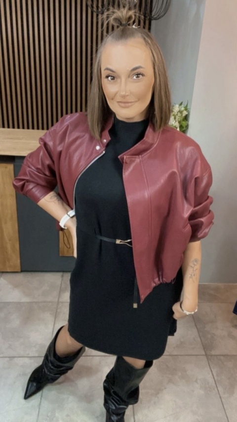 Sukienka dzianinowa Melody z paskiem - Czarna