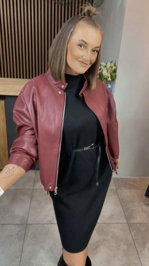 Sukienka dzianinowa Melody z paskiem - Czarna