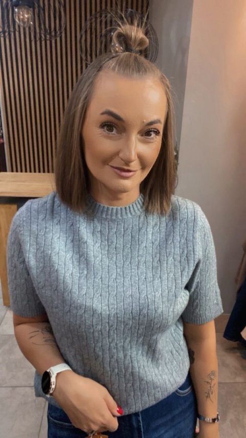 Sweter ze splotem warkoczowym - Szary