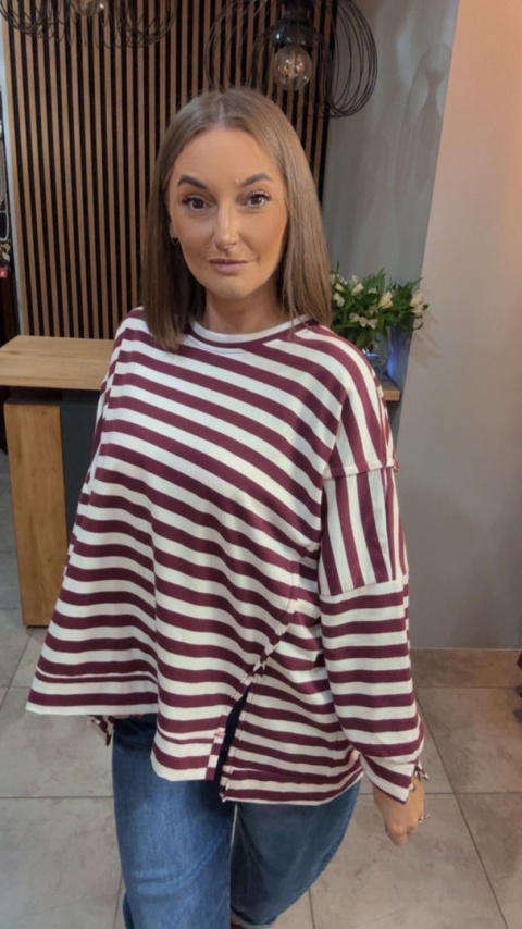 Bluzka w paski - oversize - biało-bordowa