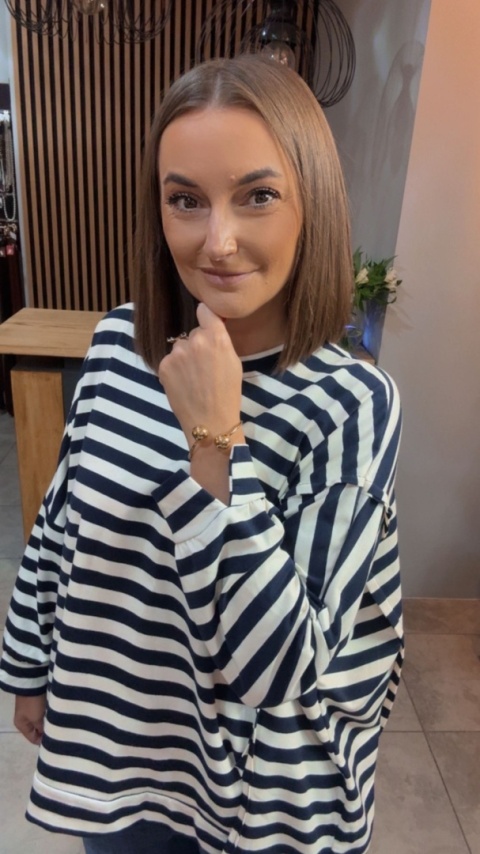 Bluzka w paski - oversize - biało-granatowa