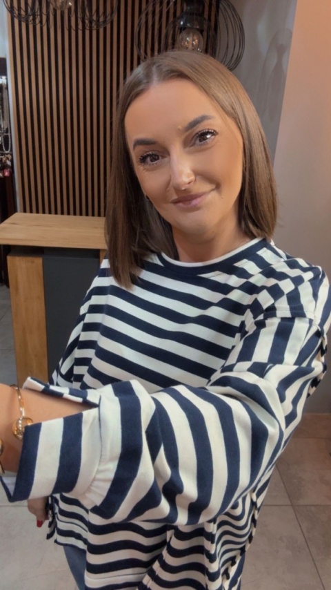 Bluzka w paski - oversize - biało-granatowa