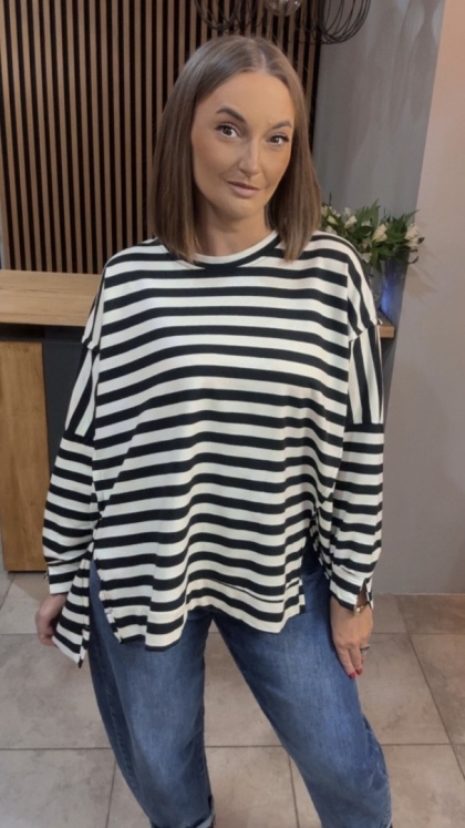 Bluzka w paski - oversize - biało-czarna