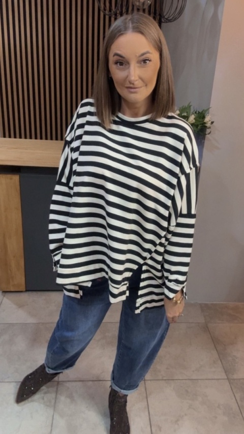 Bluzka w paski - oversize - biało-czarna