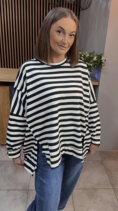 Bluzka w paski - oversize - biało-czarna