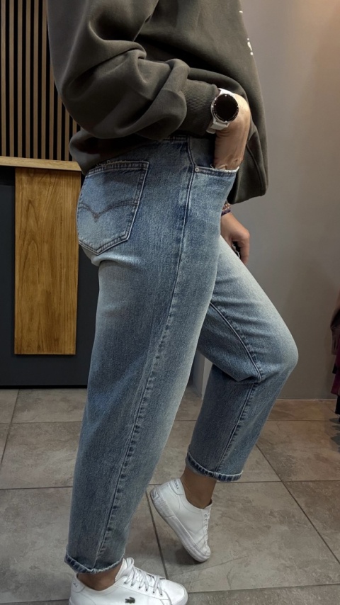 Jeansy Uiuj boyfriend UBF152-6 – klasyczny niebieski denim