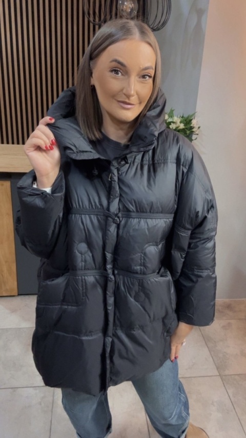 Kurtka Naturalny puch „Pętelka” – czarna