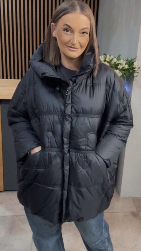 Kurtka Naturalny puch „Pętelka” – czarna