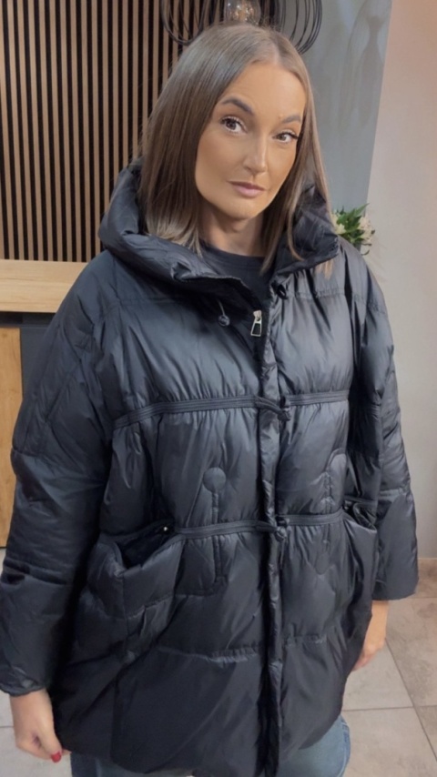 Kurtka Naturalny puch „Pętelka” – czarna