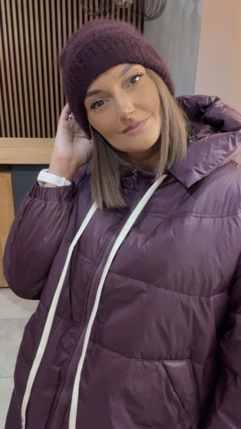 Kurtka Oversize z Naturalnym Puchem - Śliwka