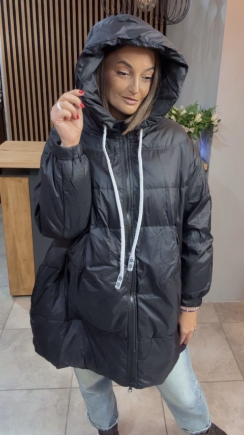 Kurtka Oversize z Naturalnym Puchem - Czarna