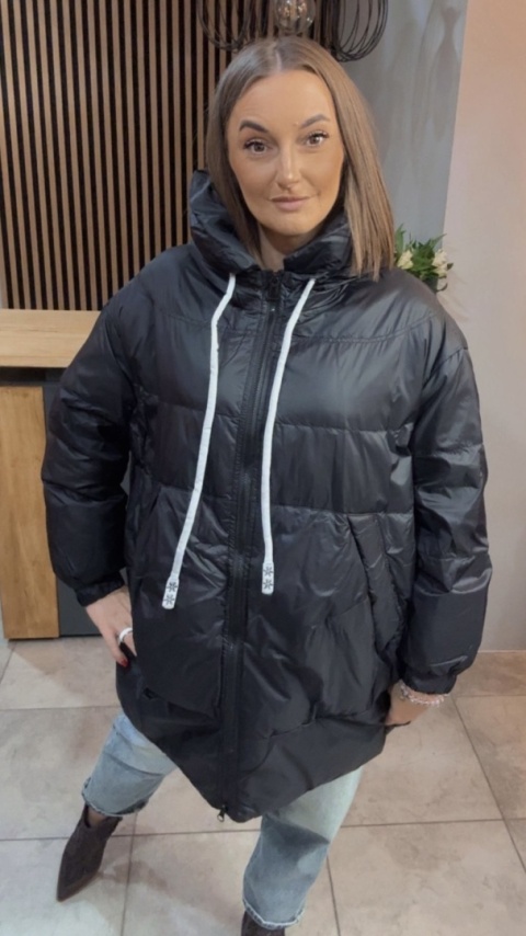 Kurtka Oversize z Naturalnym Puchem - Czarna