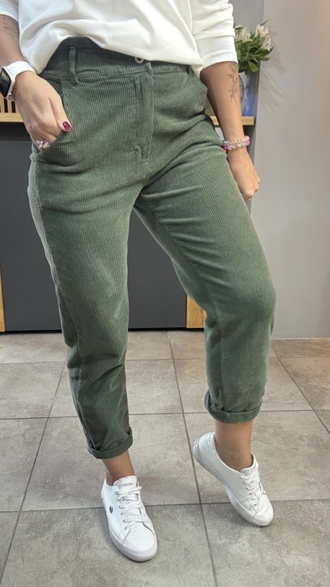 Spodnie sztruksowe Wiya - KHAKY