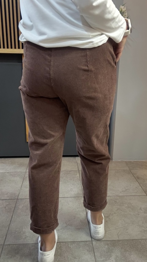 Spodnie sztruksowe Wiya - MOKA