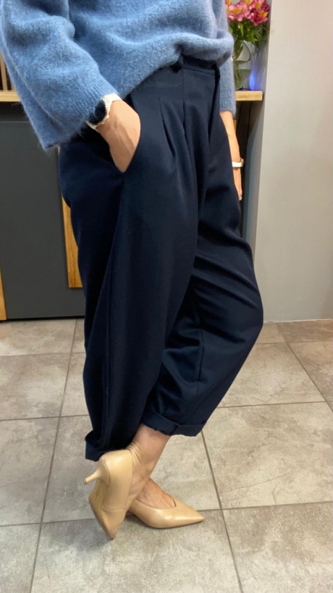 Spodnie z zakładkami - Granat