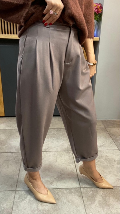 Spodnie z zakładkami - Fango