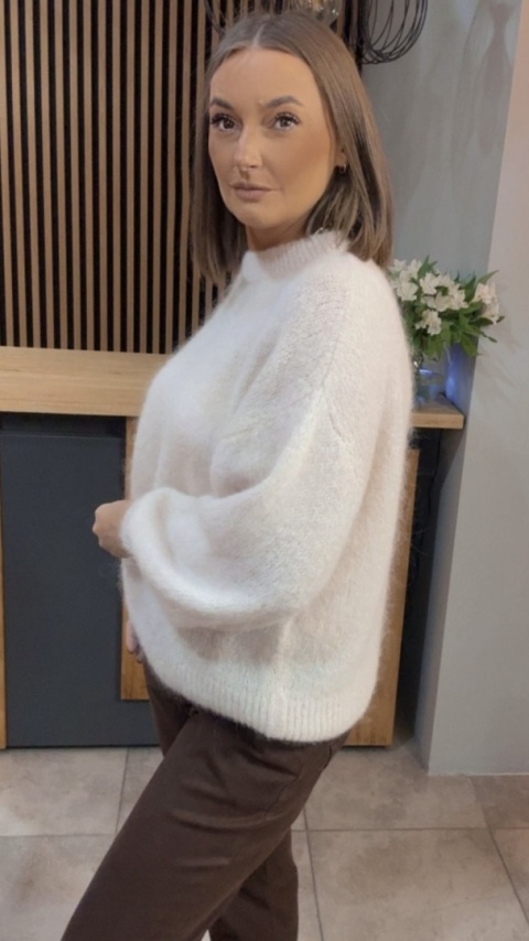 Sweter CXL Collection z moherem - Jasny Beż