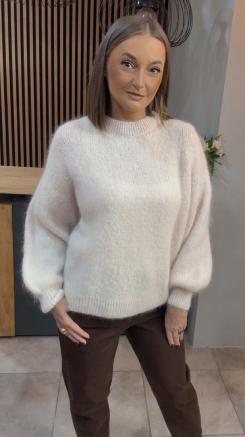 Sweter CXL Collection z moherem - Jasny Beż