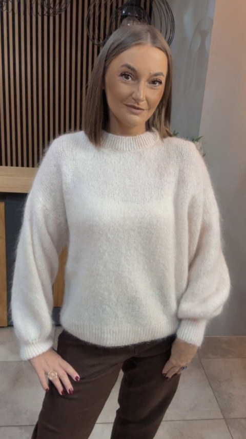 Sweter CXL Collection z moherem - Jasny Beż