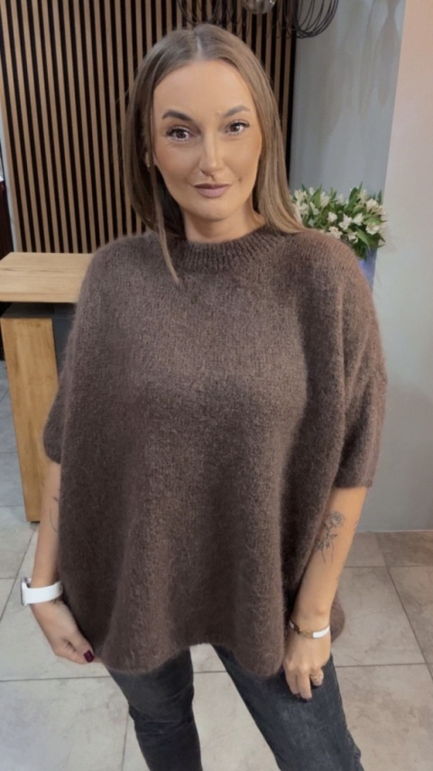 Sweter CXL - miękki i stylowy - Brąz