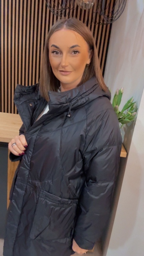 Kurtka puchowa Oversize Mila - Czarna