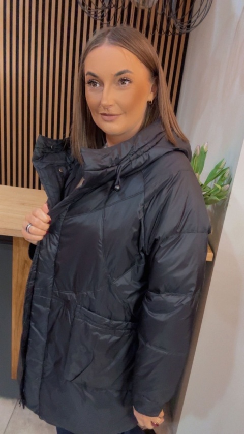 Kurtka puchowa Oversize Mila - Czarna