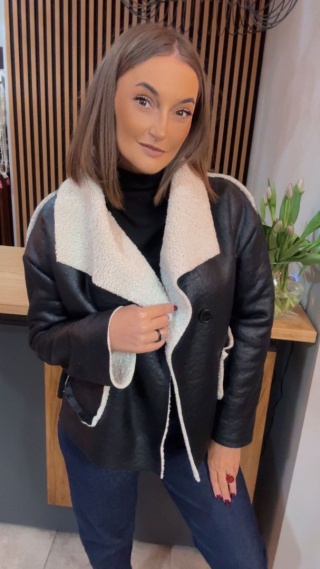 Kurtka z kożuchem - ekoskóra, czarna