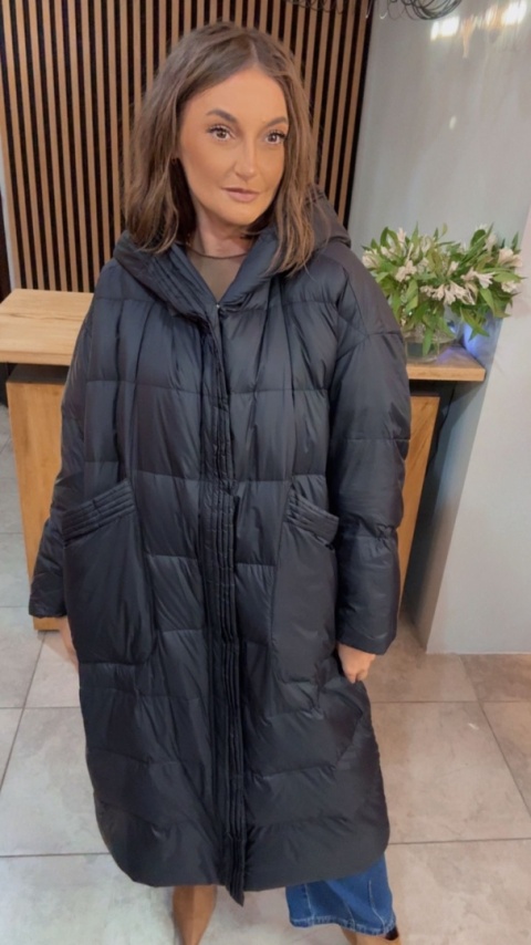 Płaszcz Premium Oversize z naturalnym puchem – czarny
