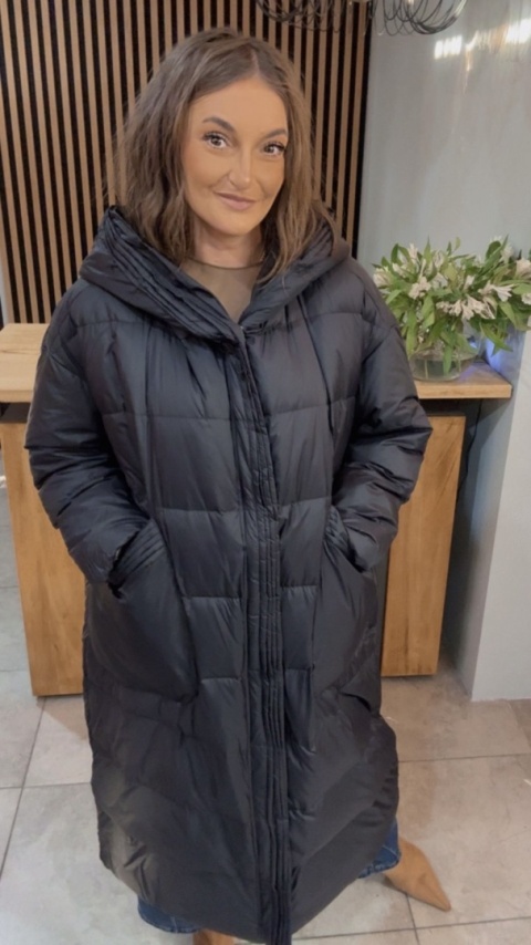Płaszcz Premium Oversize z naturalnym puchem – czarny