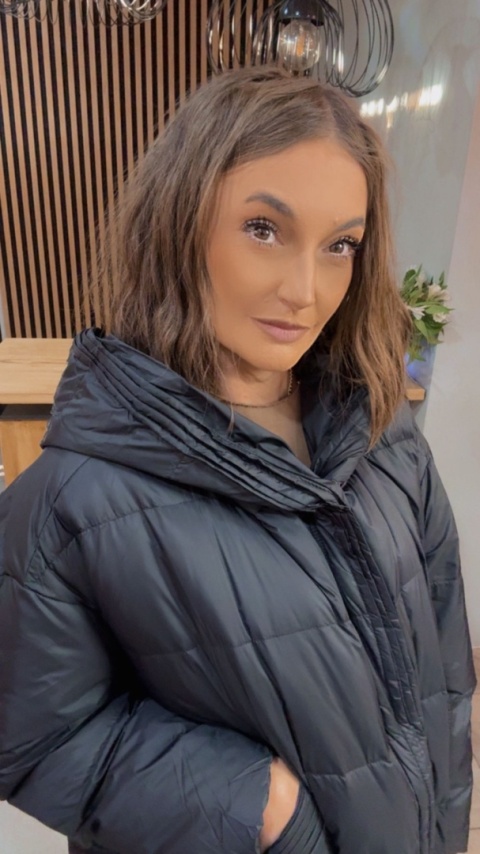 Płaszcz Premium Oversize z naturalnym puchem – czarny