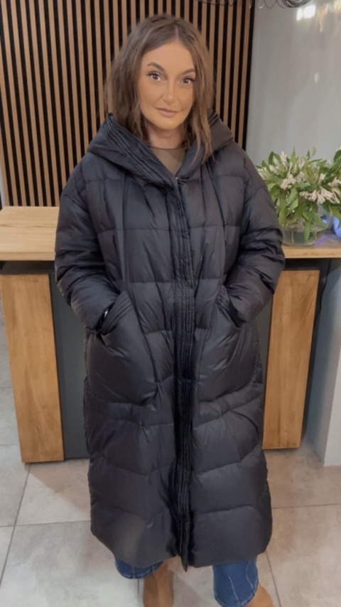 Płaszcz Premium Oversize z naturalnym puchem – czarny