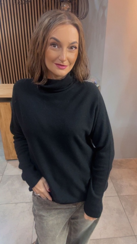 Półgolf Cashmere Blend – Czarny