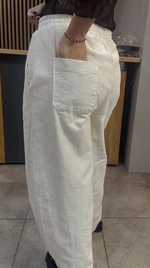 Spodnie sztruksowe Gioya & Co. - Burro