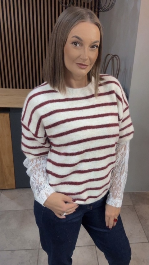 Sweter z koronkowymi rękawami – Bordo