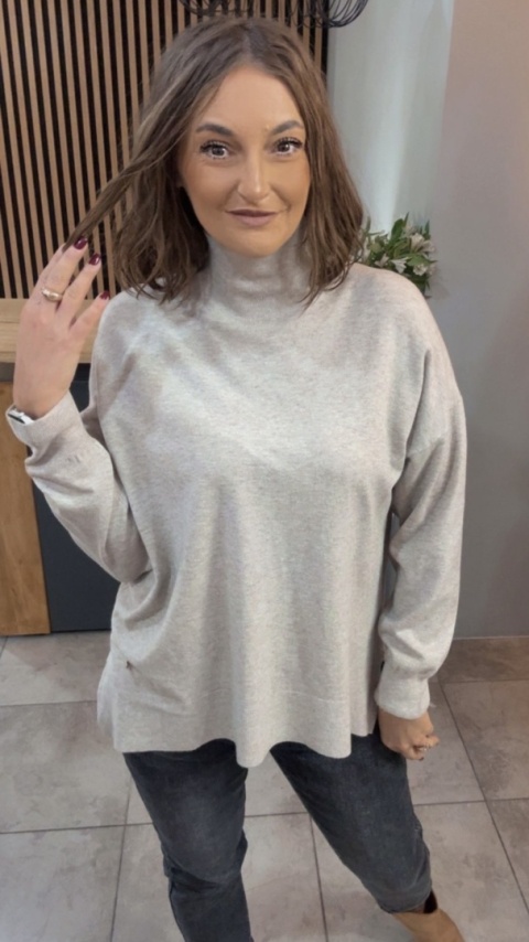 Sweter z półgolfem oversize Finery - Beżowy