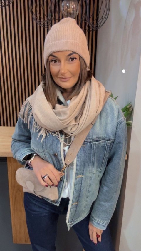 Jeansowa kurtka z kożuchem