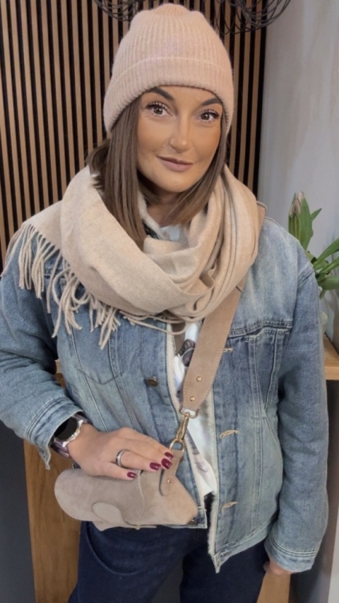 Jeansowa kurtka z kożuchem