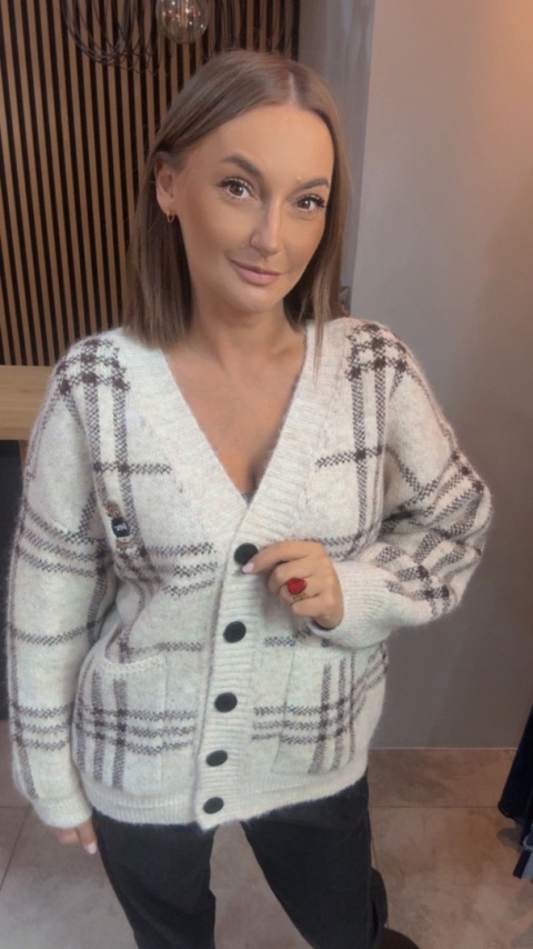 Kardigan DEGREES – ciepły, miękki i stylowy