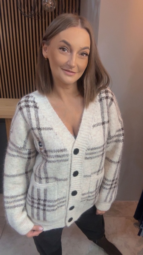 Kardigan DEGREES – ciepły, miękki i stylowy