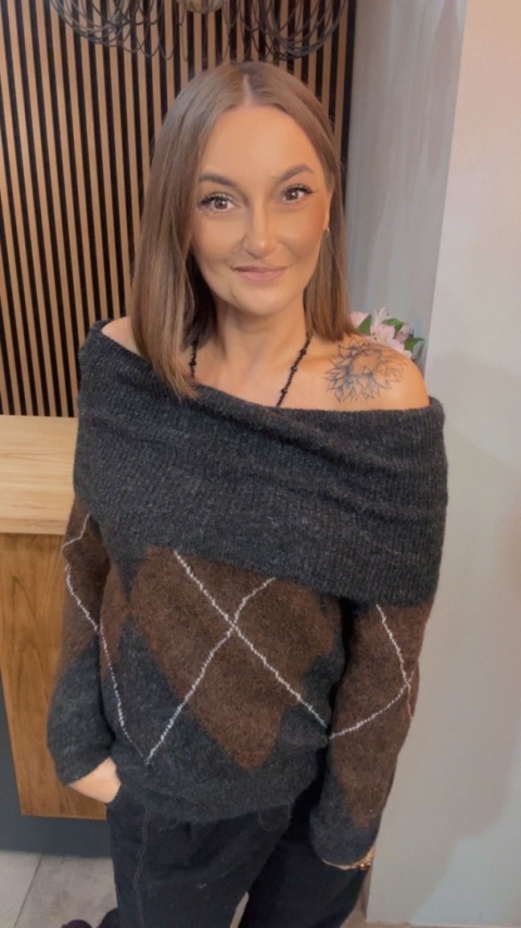 Sweter VICBEE – Argyle z szerokim kołnierzem - Grey